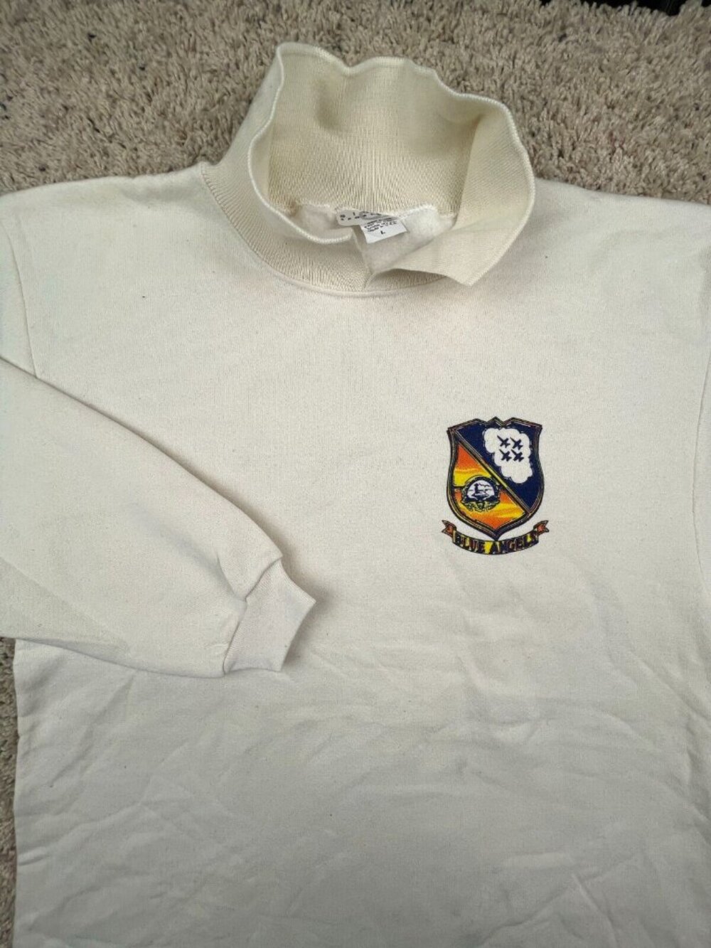 Blue Angels Jet Planes Crest Shield Ivory L/S Sweatshirt w Collar Size Large USA